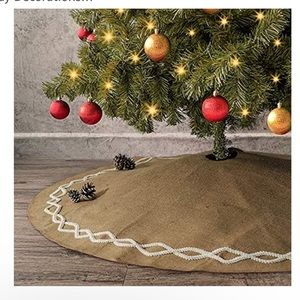 Rustic Burlap tree skirt